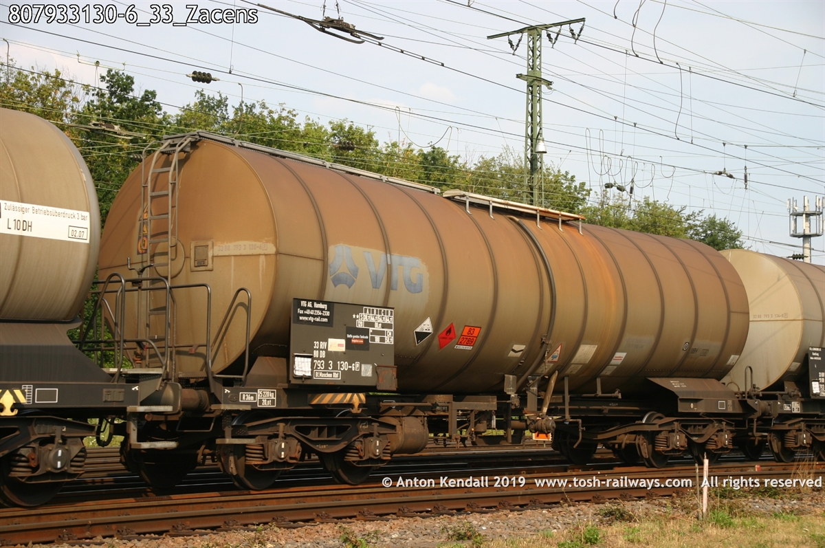 807933130-6_33_Zacens.jpg